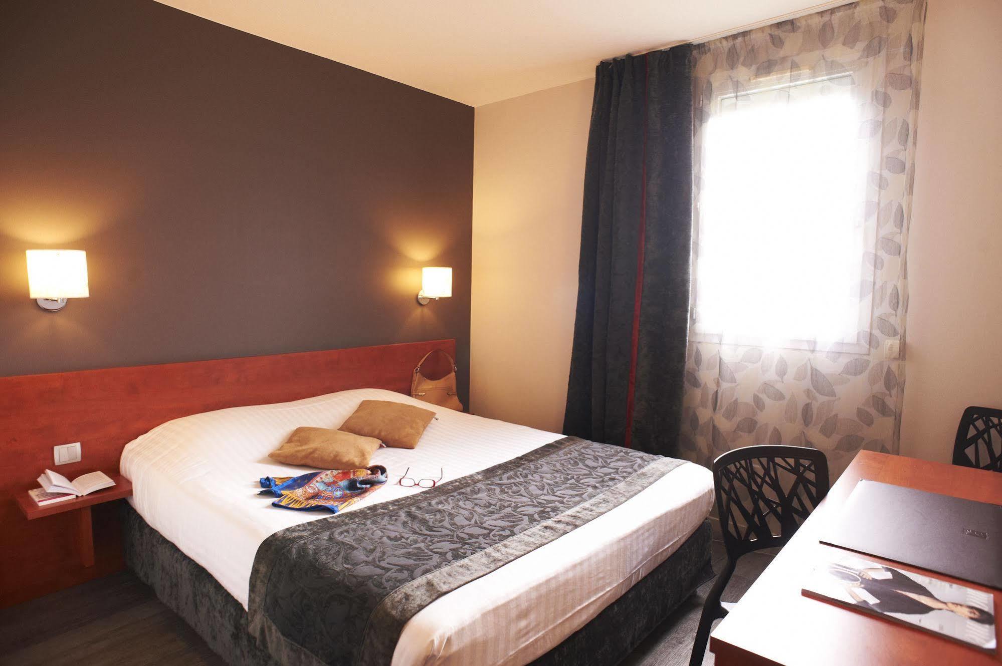 Hotel Restaurant Du Parc Saumur Logis Elegance 外观 照片